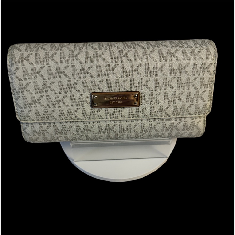 Michael Kors Trifold Wallet